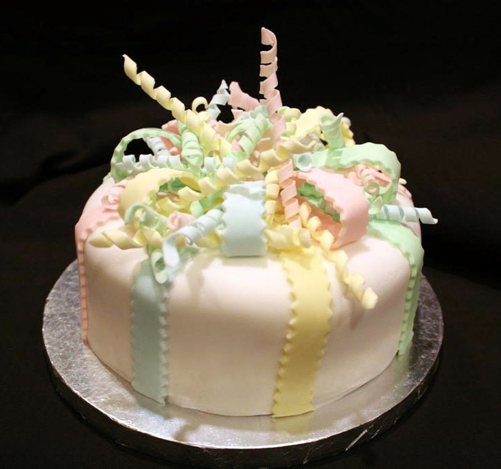 Curlie Q cake