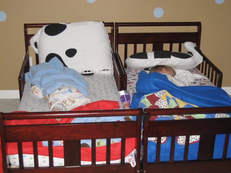 2 Sleeping Angels…
