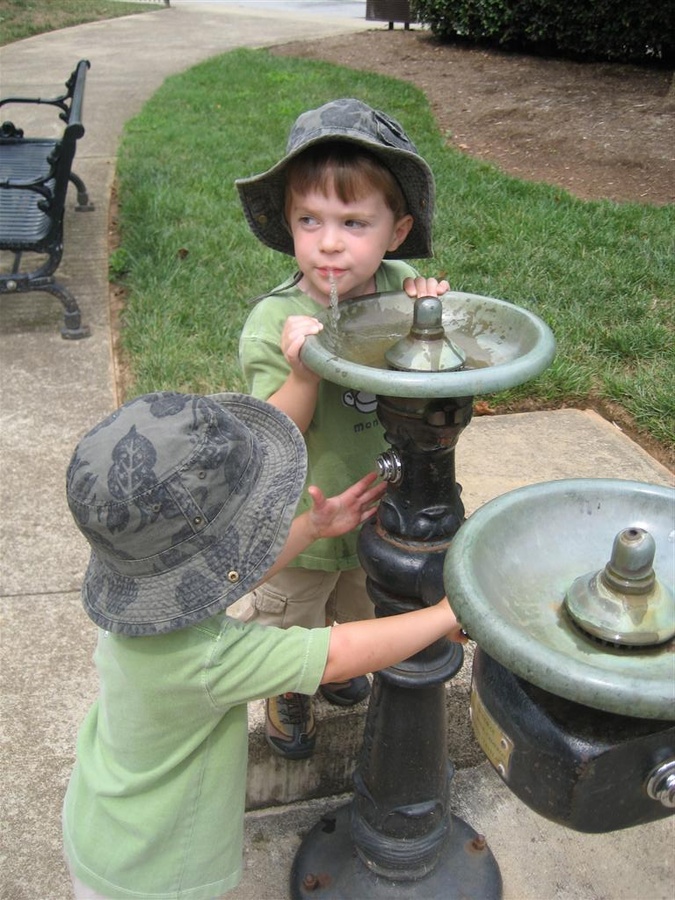 Water fountain